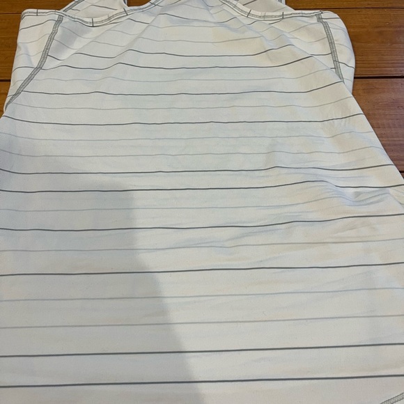 (475) * ATHLETA TANK TOP* - Picture 6 of 8